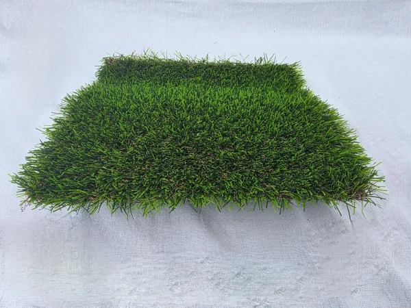 Standard Green 25MM pile height - Image 2