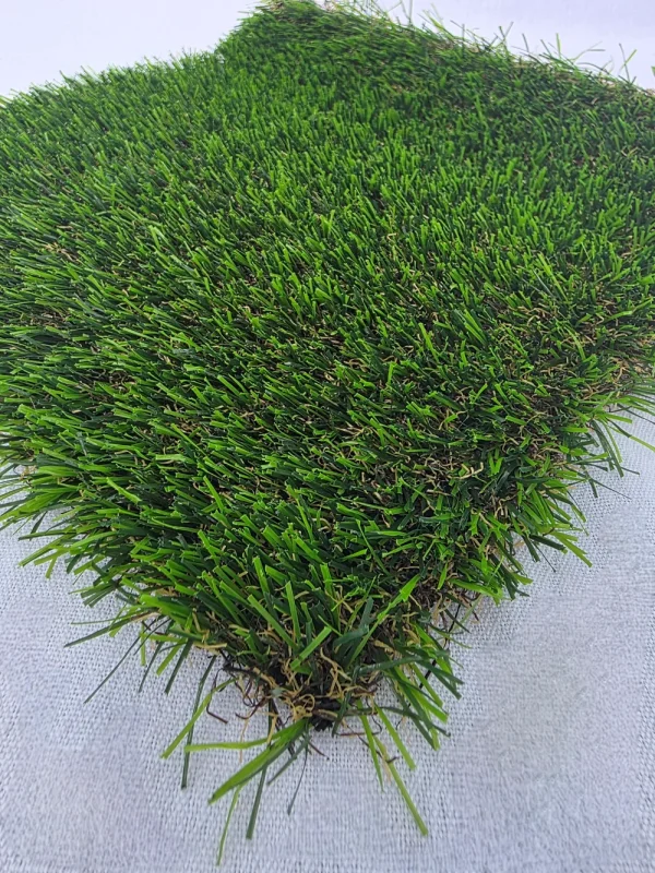 Standard Green 25MM pile height - Image 4